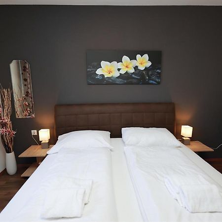 Apartment Mark By Four Seasons Apartments カプルーン エクステリア 写真